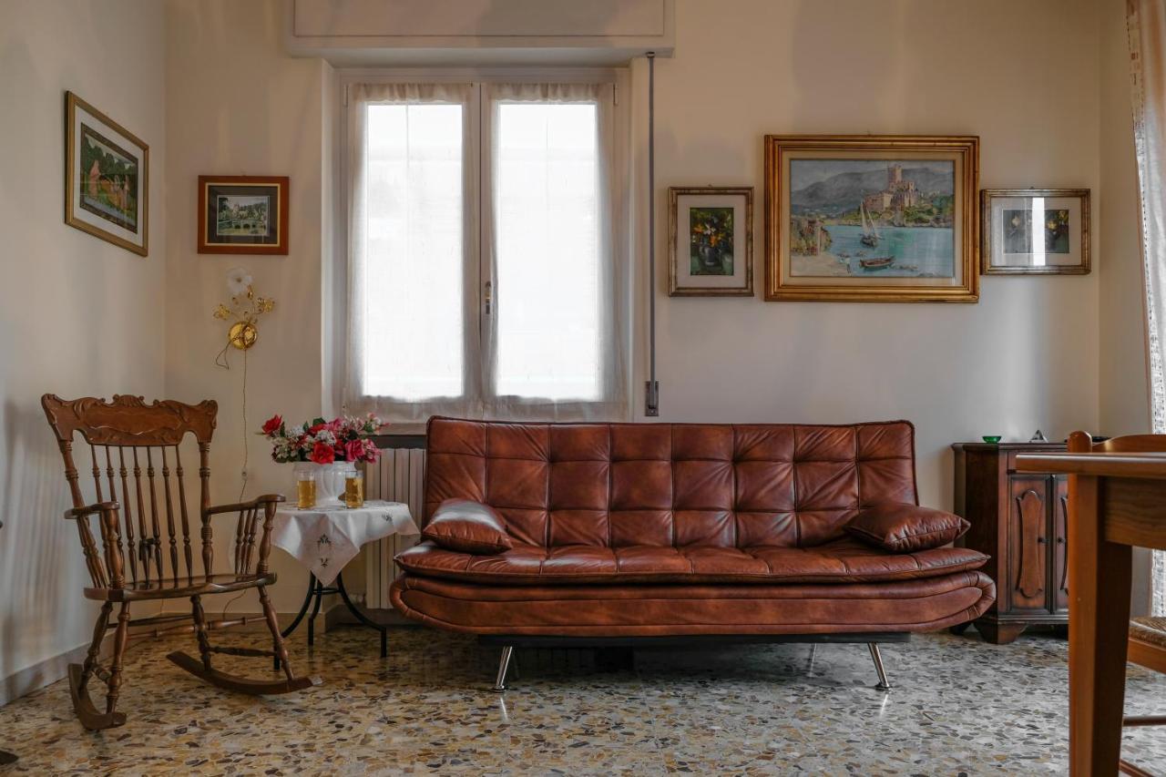 La Forgia Apartment 佩斯基耶拉德加达 外观 照片