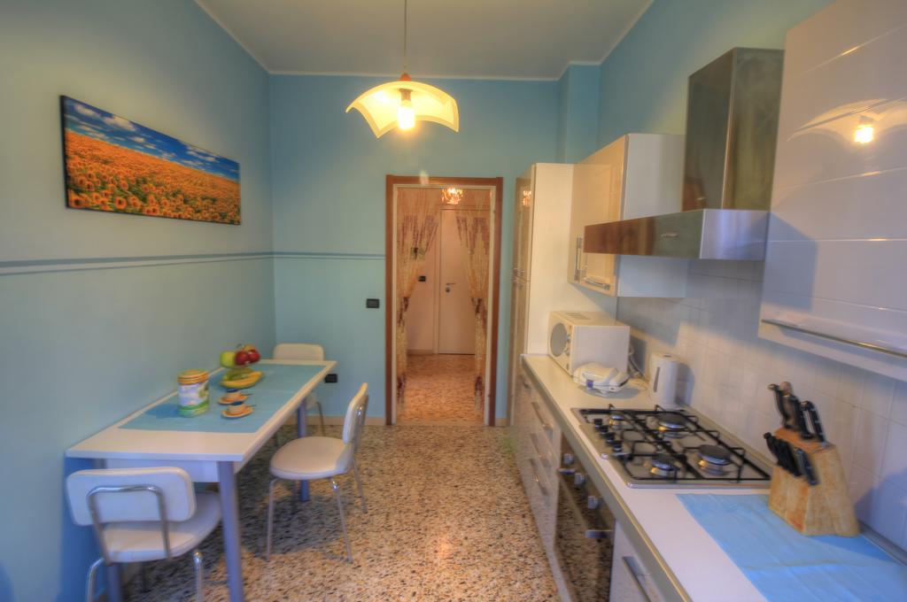 La Forgia Apartment 佩斯基耶拉德加达 外观 照片